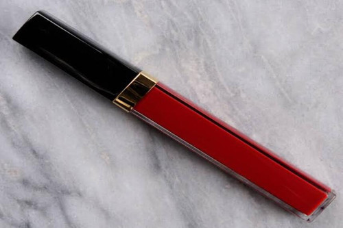 Rouge Coco Gloss Nemlendirici Dudak Parlatıcısı – 824