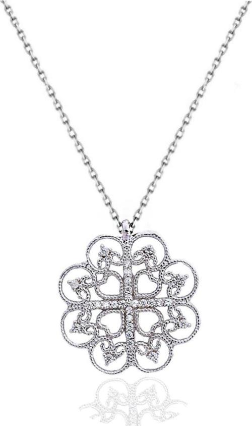 Dia Serisi Işıltılı Kalpli Yonca Kadın Gümüş Kolye