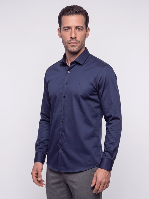 Lacivert Non-Iron Pamuklu Dynamic Fit Erkek Uzun Kollu Gömlek