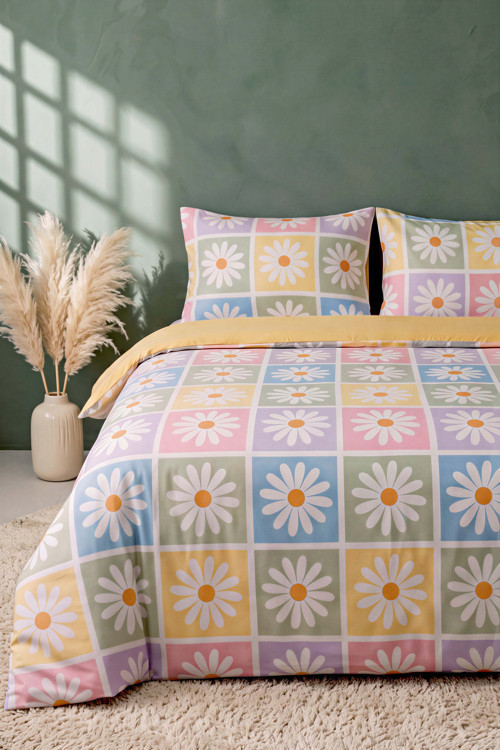 Candy Bloom Nefes Alan Pamuklu Çift Kişilik Nevresim Takımı