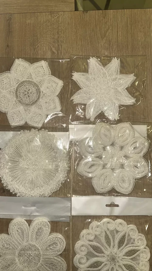 6 lı Dantel Kahve Sunumluğu 15x15 cm Asorti Desenli Fincan Altlığı Takımı