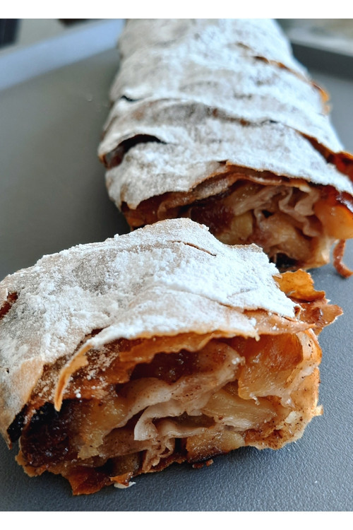 Alman Apfelstrudel - Elmalı Strudel, (6) Porsiyon.