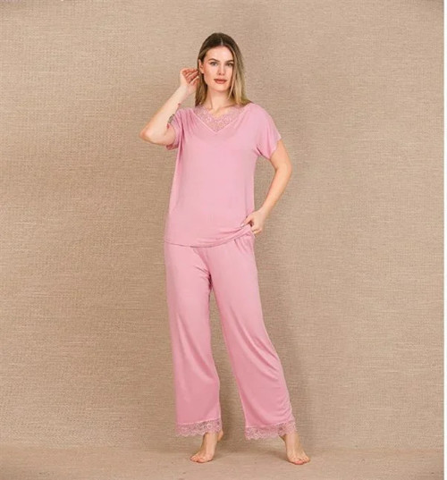 Viskon Şık Tasarım Dantel İşlemeli Pembe Kısa Kol Pijama Takımı