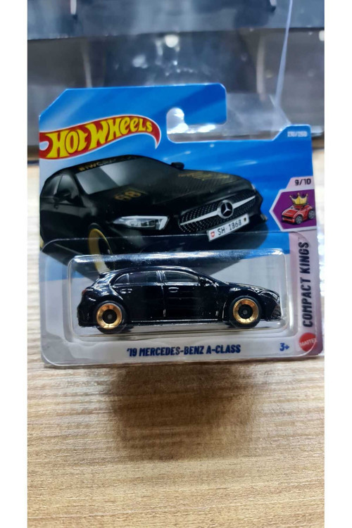 19 Mercedes - Benz a - class -Siyah