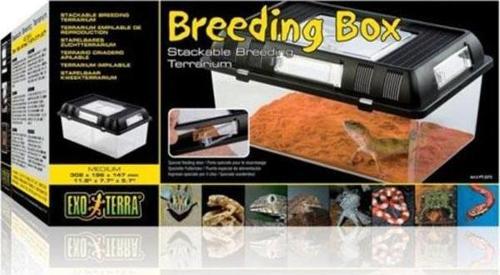 Breeding Box M