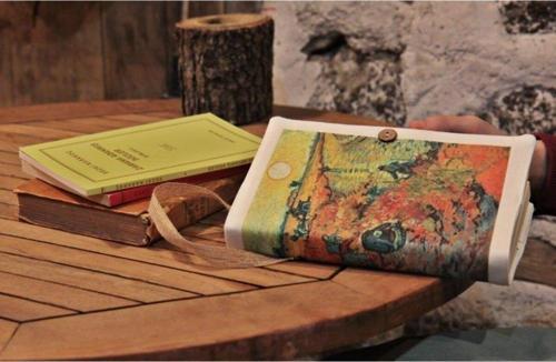 Kitap Kılıfı- Kırmızı Üzüm Bağı Van Gogh