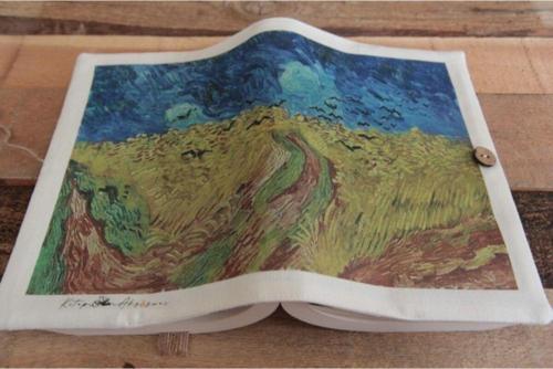 Van Gogh Tarlada Kargalar Kitap Kılıfı