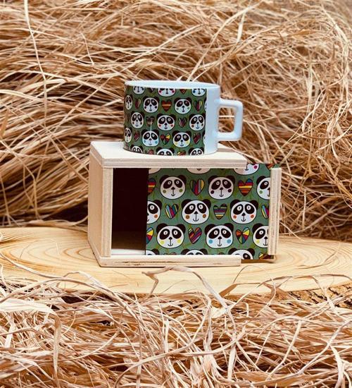 Sevimli Panda Tasarımlı Ahşap Kutulu Kupa