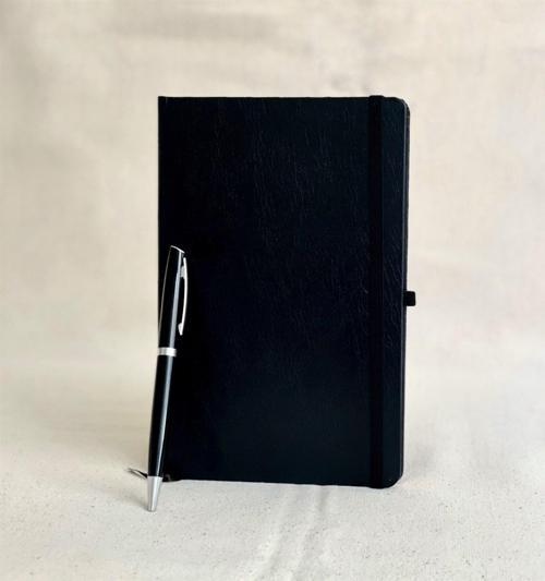 Siyah Deri Defter ve Roller Tükenmez Kalem