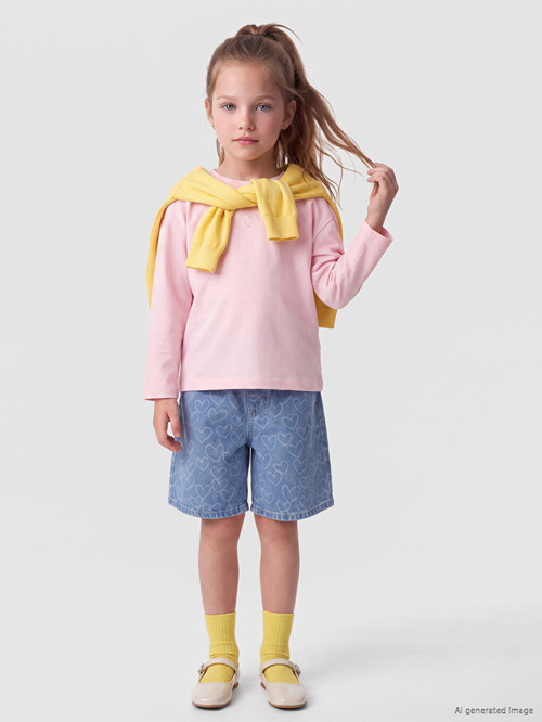 LCW Kids Mavi Kalp Desenli Kız Çocuk Jean Şort