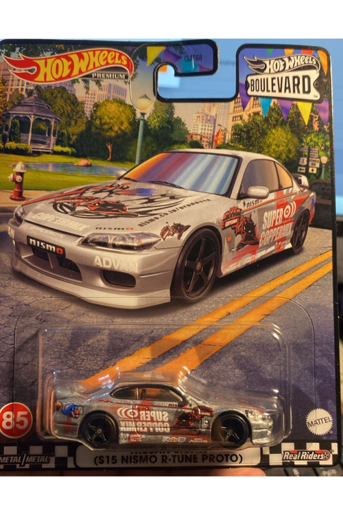 NISSAN SILVIA (S15 NISMO R-TUNE PROTO) Boulevard 1:64 Ölçek Hotwheels Premium