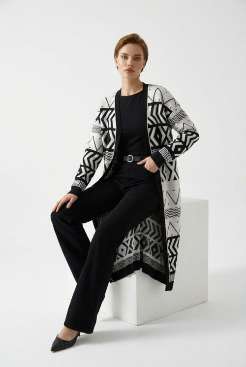 Kadın Etnik Desenli Uzun Triko Hırka Uzun
