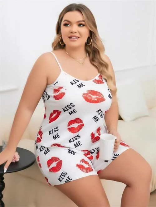 Büyük Beden Kiss Me Öpücük Desen Pamuklu Şortlu Pijama Takımı