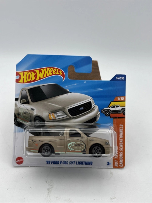99 Ford F-150 SVT Lightning Hot Trucks 7/10 Pickup Model Araba