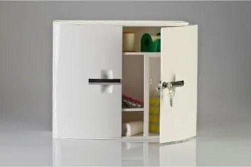 M-09501 Kilitli Banyo Ecza Dolabı
