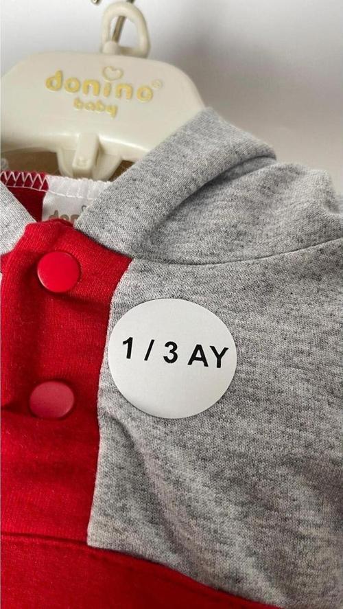 1-3 Ay Yazılı Beden Etiketi Yuvarlak Yapışkanlı 3 x 3 cm 150 Adet