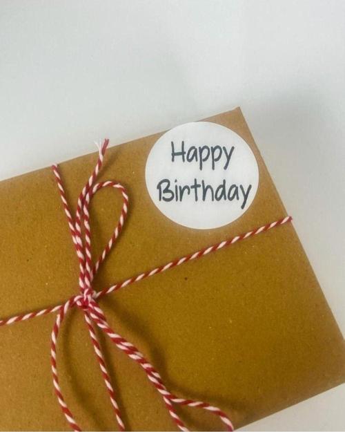 Happy Birthday Siyah Yazılı 5 cm Yuvarlak Yapışkanlı Sticker 100 Adet