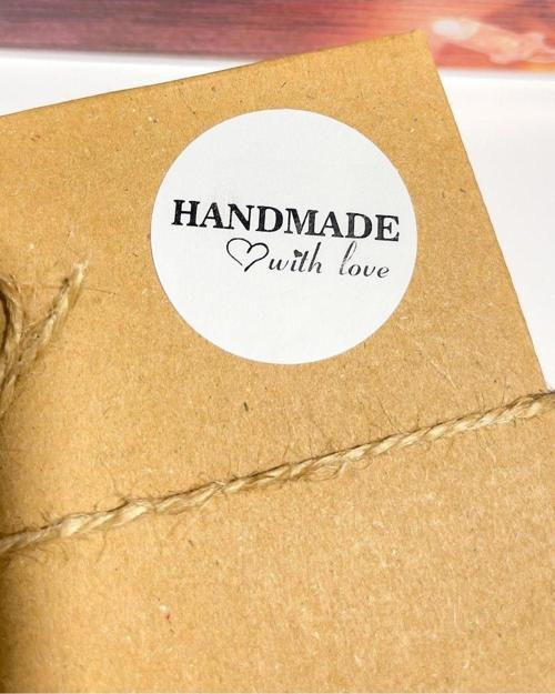 Handmade With Love Siyah Yazılı Yuvarlak Yapışkanlı Etiket 5 x 5 cm 100 Adet