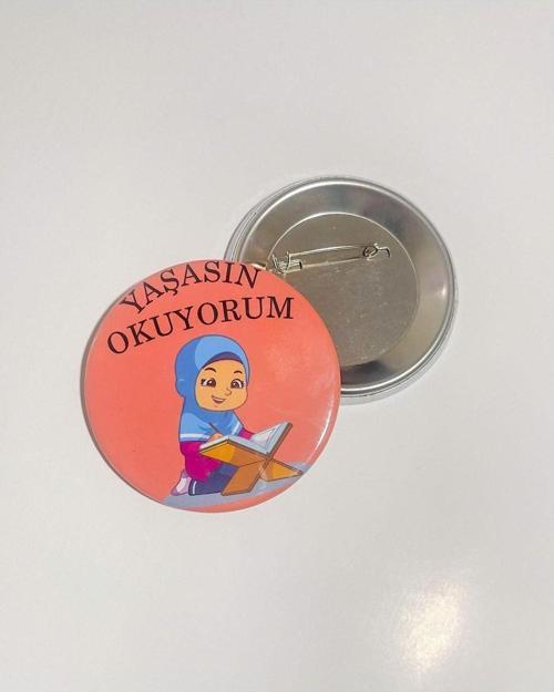 Yaşasın Okuyorum Yazılı Buton Rozet 5 Adet 58 mm