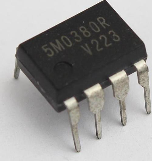 5M 0380R DIP-8 ENTEGRE DEVRE