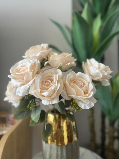 Yapay Çiçek 7li Gül Demeti 40*30 cm 1.Kalite Büyükboy KREM