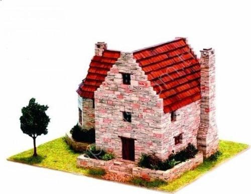 1:50 Ölçekli Küçük İngiliz Evi Taş (Seramik) Maket Ev (3522)