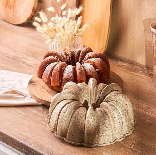 Cemre Ekru Kek Kalıbı