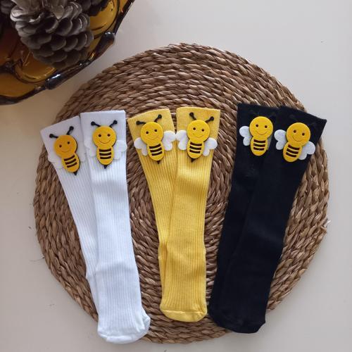 Kız Bebek Beyaz Sarı Siyah Arı Keçe Figürlü Dizaltı Çorap