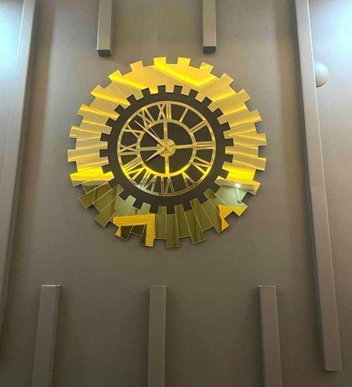 Dekoratif Duvar Saati Güneş Model Siyah Gold 50 Cm