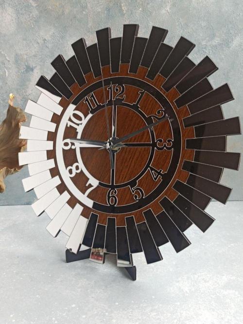 Dekoratif Minimalist Duvar Ve Masa Saati (Küçük Boy 30 Cm)