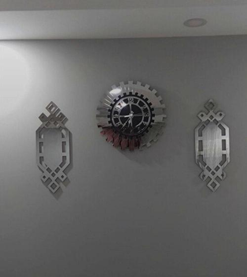 Gümüş Renk Plexiglass Ayna Piyano Model Duvar Saati, Tablo 3 Parça Set Özel Tasarım