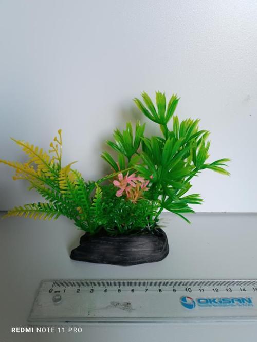 Akvaryum Plastik Bitki 11X5X15 cm M-487