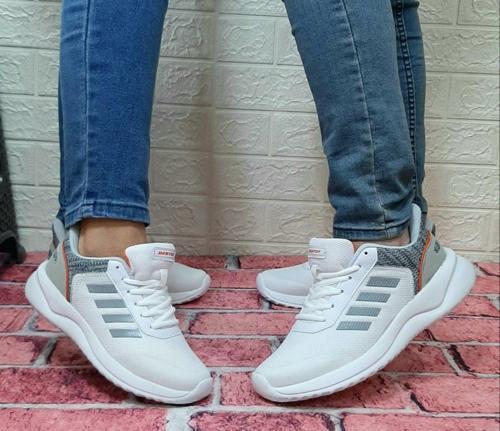 100 Beyaz-gri Hafif Rahat Fuspetli Yürüyüş Koşu Spor Ayakkabı