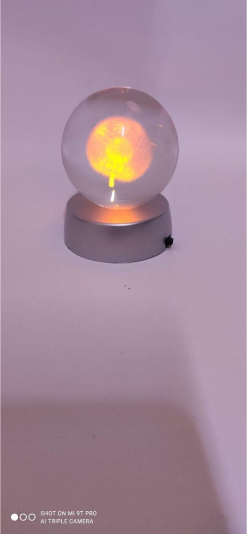Karahindiba Işıklı Cam Küre