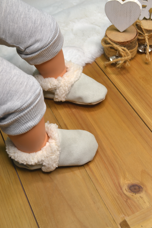 Suni Yünlü Peluş Gri Süet Kaydırmaz Taban Patik