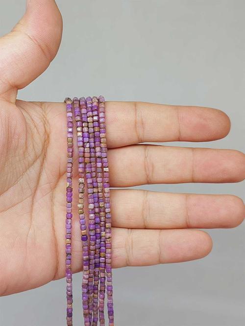 Bileklik Boy Lepidolit Taşı Küp Şekilli Dizi 2mm (51148) Yarım Dizi (17CM UZUNLUĞUNDADIR)