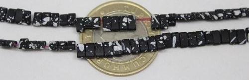 Hematit Taşı Çift Delikli/40 Adet (17490-1)