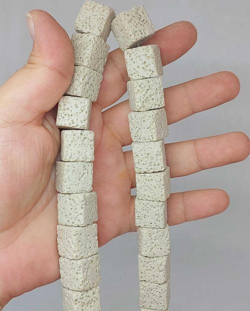 Lav Taşı Krem Küp Şekilli Dizi 14*14mm (51636)