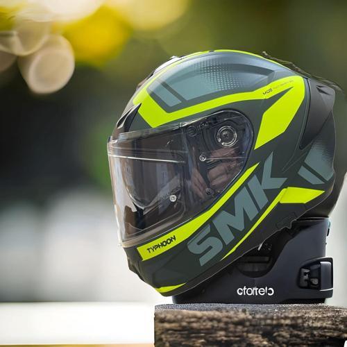 Typhoon Thorn (ECE 22.06) Kapalı Kask - Neon Sarısı