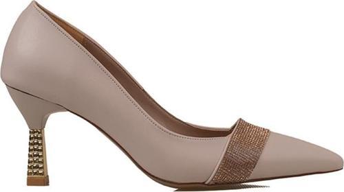 Krem Elit Deri Üzeri Taş İşlemeli Kadın Klasik Ayakkabı