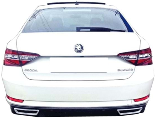 Skoda Superb Difüzör Egzos Görünümlü Piano Black 2014-2018