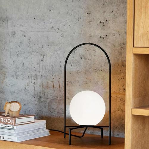 Moon Siyah Metal Camlı Masa Lambası