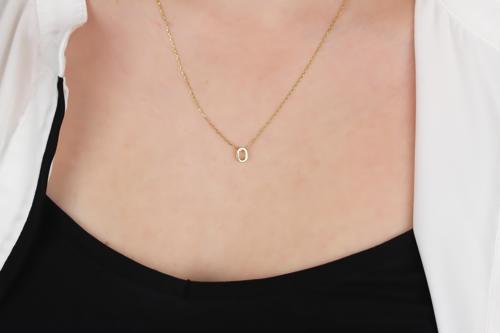 Gümüş 3 Boyutlu Minimalist O Harfi Kolye