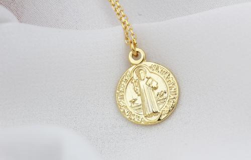 Gümüş Saint Benedict Kolye