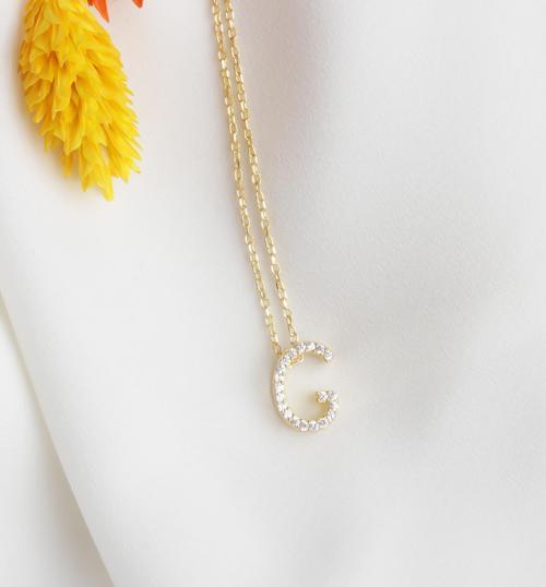 Gümüş G Harfi Taşlı Kolye