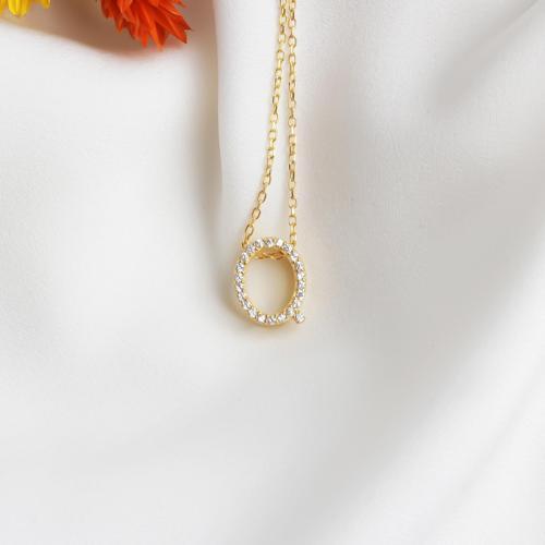 Gümüş Q Harfi Taşlı Kolye