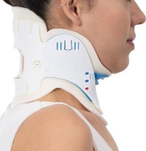 W110 Acil İlk Yardım Boyunluğu 20-46CM SMALL