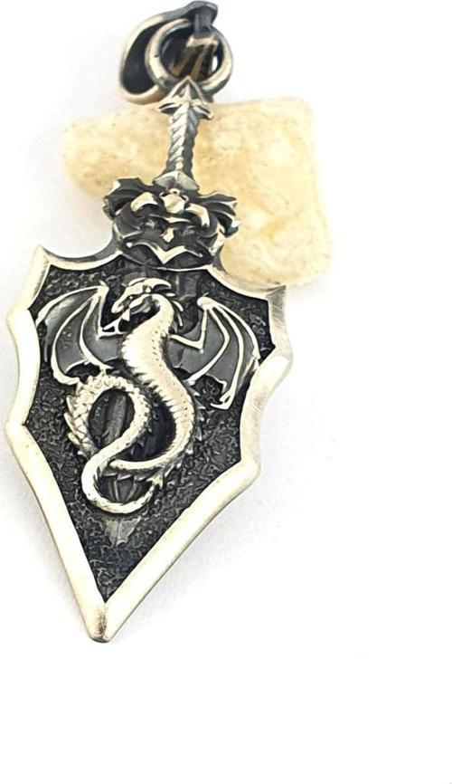 Ejderha Figürlü 925Ayar Gümüş Tasarım 3 Boyutlu Mızrak Kolye Ucu