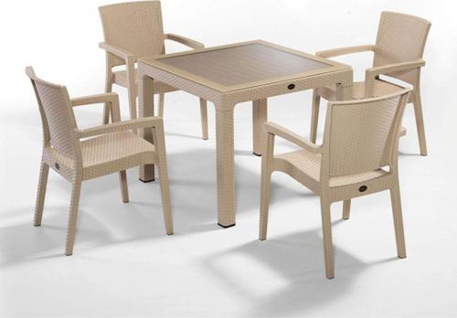 Zenit Rattan 4 Sandalyeli Bahçe Balkon Camlı Masa Takımı