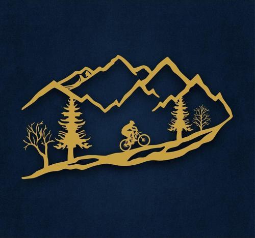 Dağ Bisikletçisi Metal Duvar Dekoru